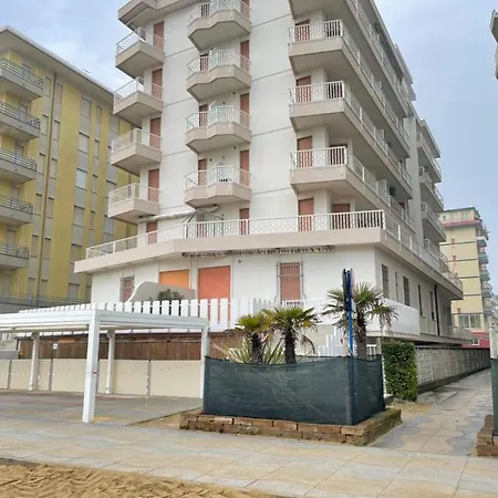 Condominio Union -Walterigato Apartments- Solo Per Famiglie- Lido di Jesolo Exterior photo